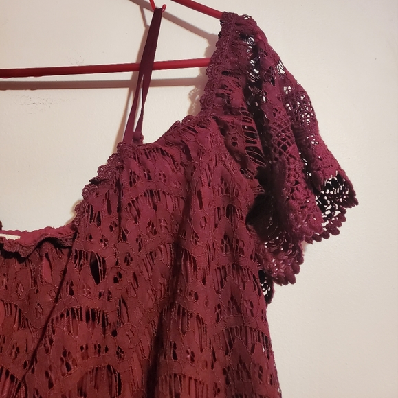 Alya off shoulder top - Picture 3 of 4